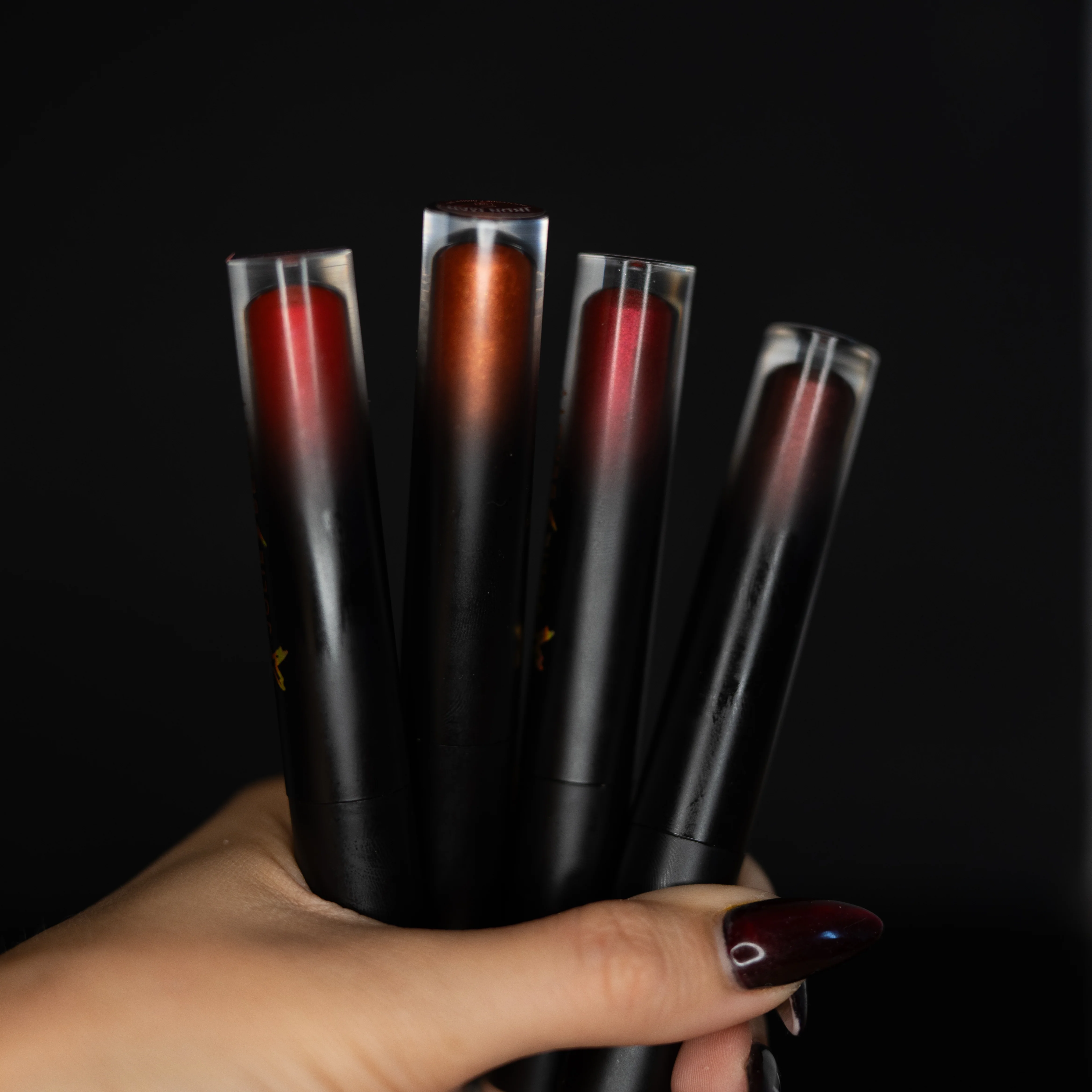 Ozzy Osbourne X Jolie Beauty © - Magic Metallic Liquid Lipstick - Bloodbath - Image 3